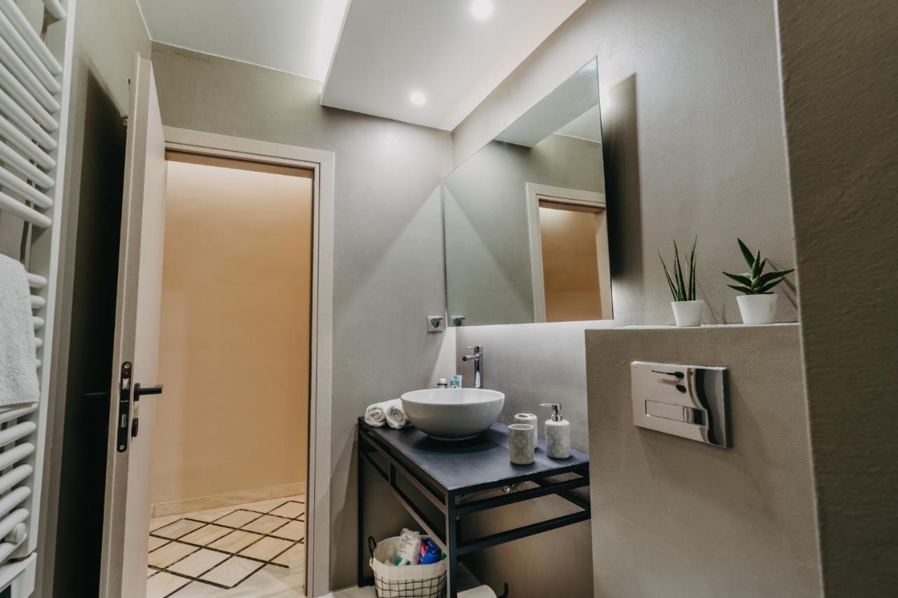 The Luxe - Tsimiski, Skg Apartment